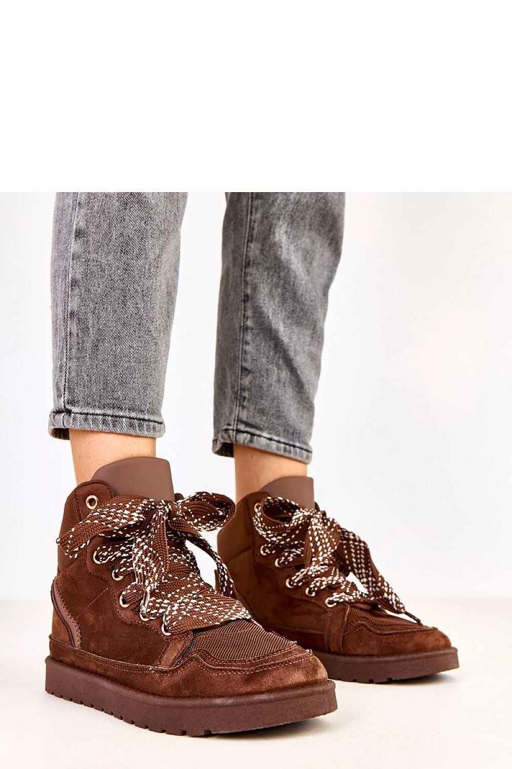 Sport Shoes model 219667